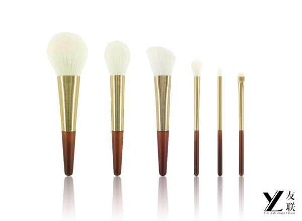 Kedatangan Baru ｜ Kehidupan Baru yang Mengilap, Set Kuas Aluminium Gold Aluminium - Must -have untuk menciptakan tampilan makeup yang sempurna!