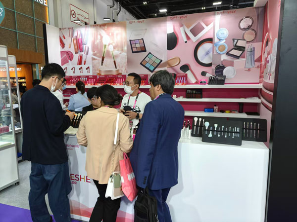 Timur Tengah Kecantikan ke-27, Yoly Group sedang menunggu Anda di Hall 4-D38!