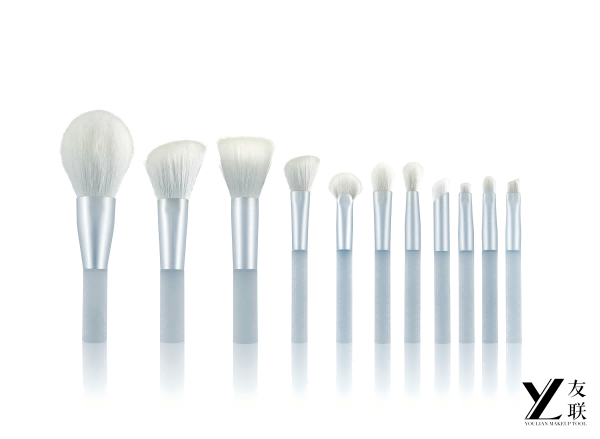 Kedatangan baru | Set kuas makeup mini biru