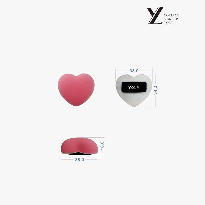 Puff bubuk blush jantung